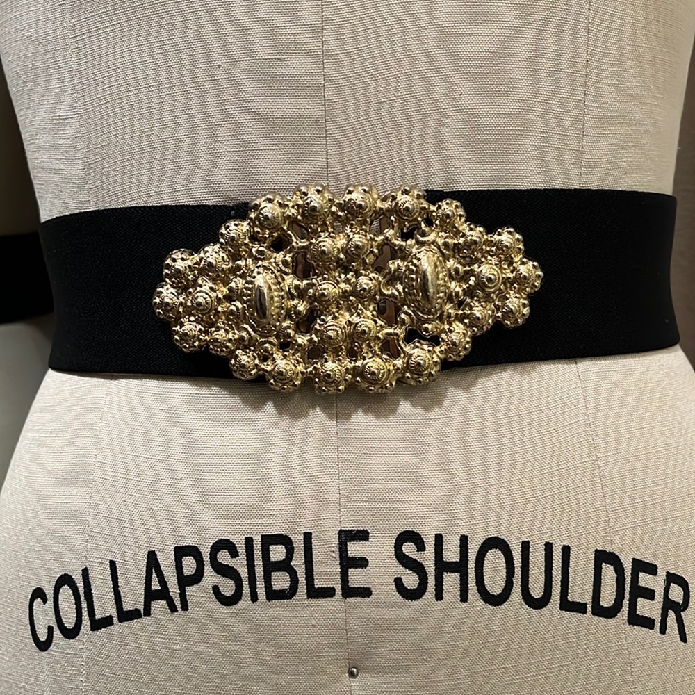 VINTAGE elaborate GOLD tone ornate BELT with black elastic belt